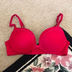34C Victoria’s Secret Plunge Push Up Bra red sexy